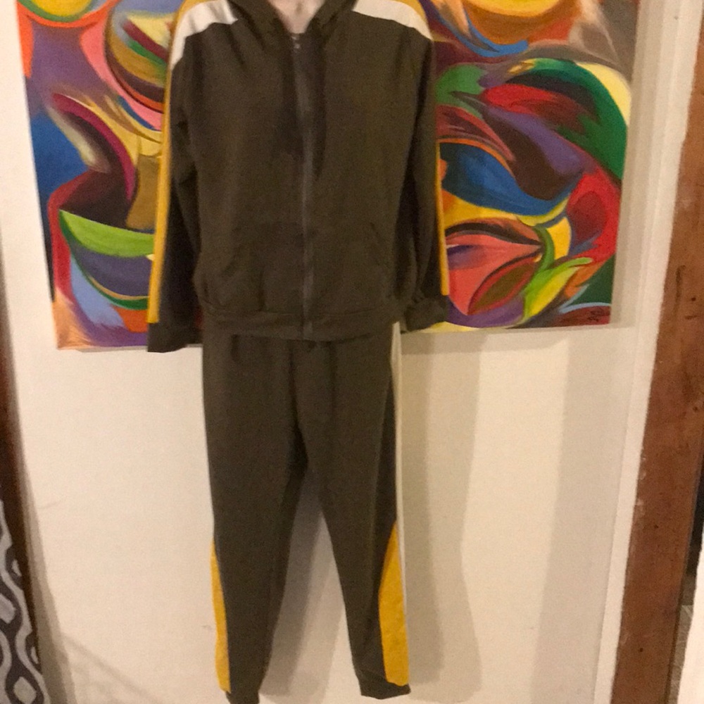 Jogging suit